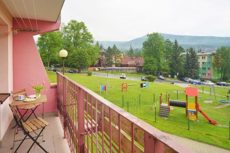 Trevilles Apartamenty - Granatowy Szklarska Poreba Luaran gambar